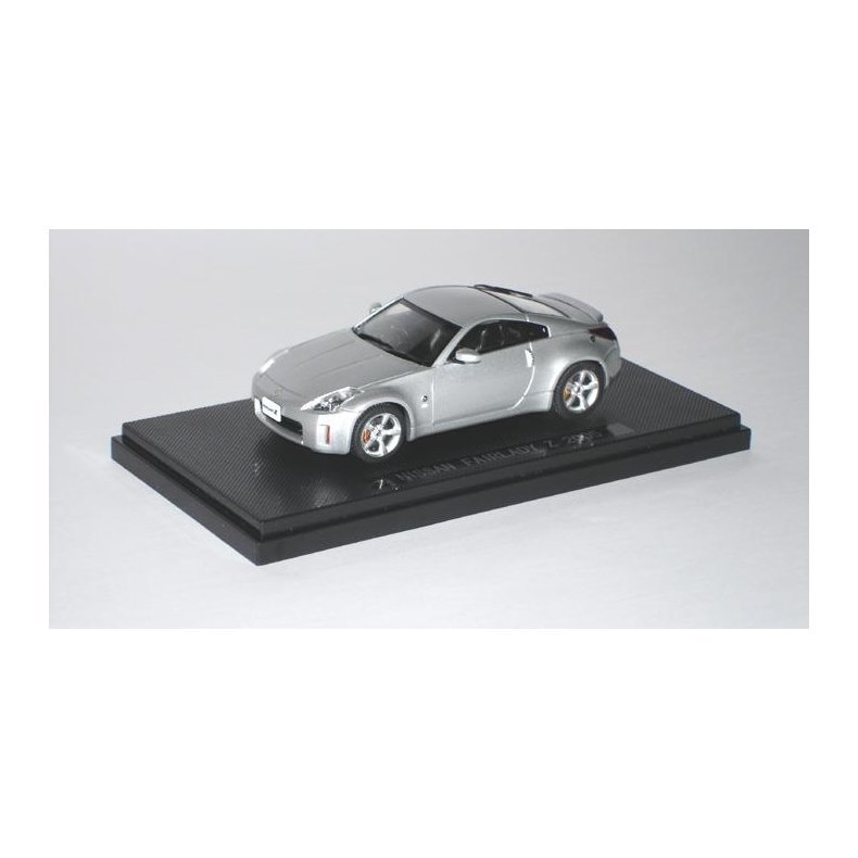 Nissan Fairlady Z33 Coupe, 2005 - 1:43 - Ebbro