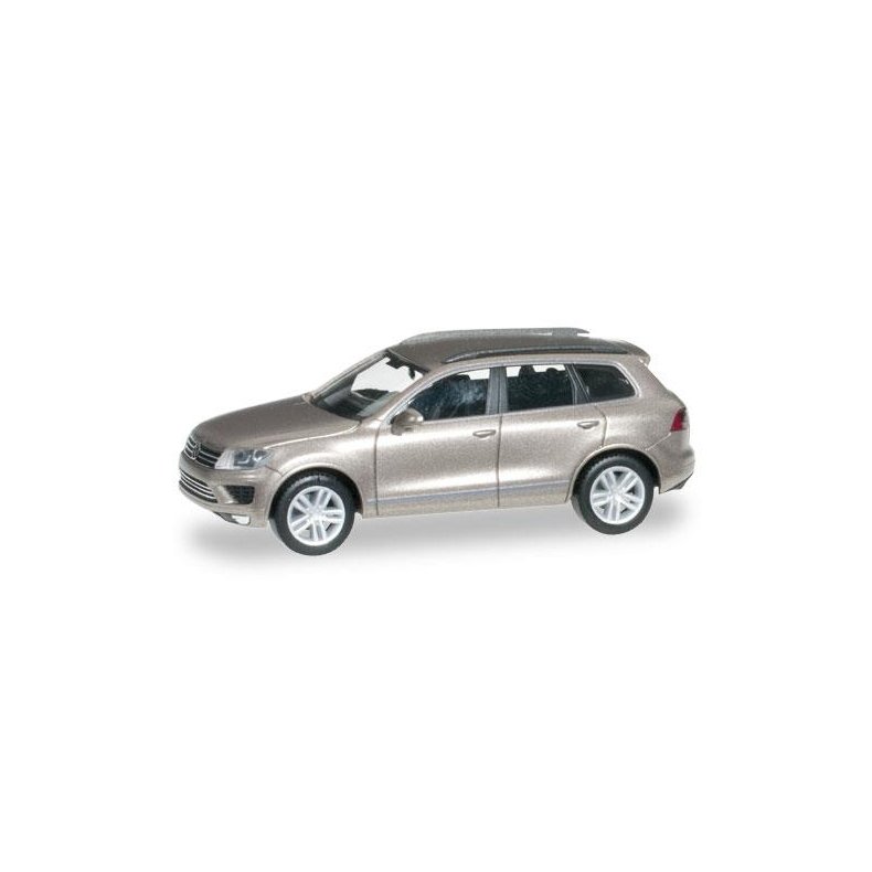 VW Touareg, sand gold metallic - 1:87 / H0 - Herpa