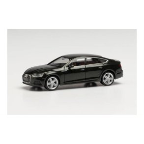 Audi A5 Sportback, distrikt green metallic - 1:87 / H0 - Herpa