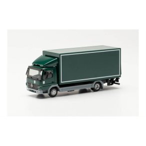 Mercedes-Benz Atego `10 box truck with tail lift 