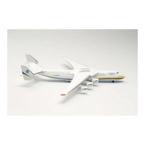 Antonov Airlines AN-225 Mriya - 1:400 - Herpa