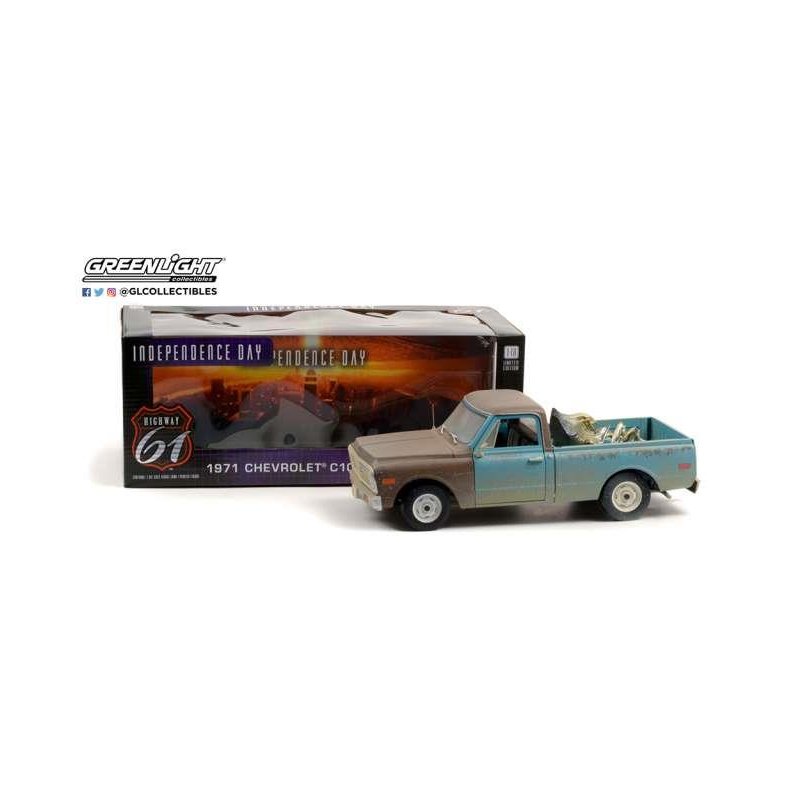 1971 Chevrolet C-10 with Alien Figure "Independence Day (1996)" - 1:18 - Highway 61 / Greenlight