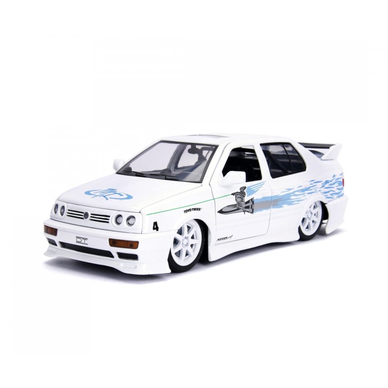 Fast &amp; Furious: Volkswagen Jetta (1995) - 1:24 - Jada Toys