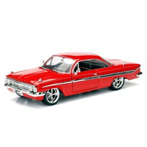 Fast & Furious: Dom's Chevy Imala (1961) - 1:24 - Jada Toys