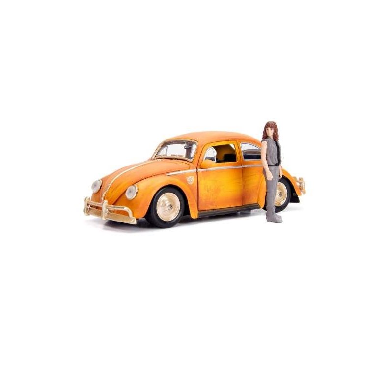 Transformers: Volkswagen Beetle "BumbleBee" &amp; Charlie figure - "Transformers: BumbleBee" - 1:24 - Jada Toys