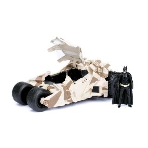 2008 The Dark Knight Batmobile with Batman figure, camouflage version - 1:24 - Jada Toys