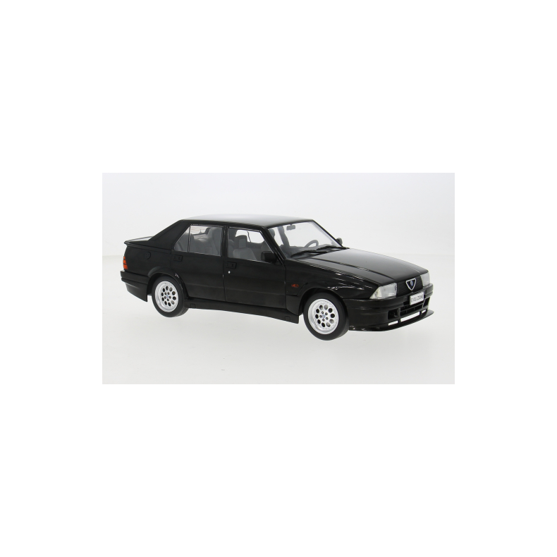 Alfa Romeo 75 Turbo Evoluzione, sort, 1987 - 1:18 - Model Car Group