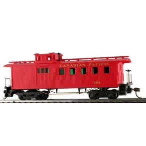 Wooden Vintage Long Caboose - C.P., H0 DC
