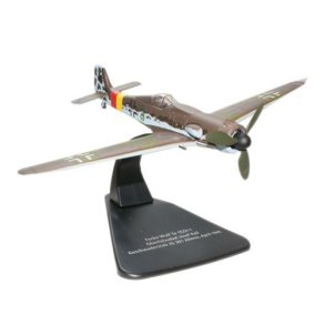 Focke Wulf Ta152H-1 - 1:72 - Oxford Diecast