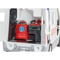 Ambulance - 1:20 - Junior Kit - Revell