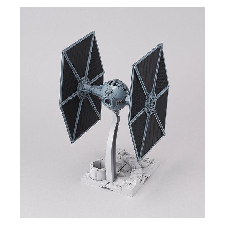 STAR WARS TIE Fighter - 1:72 - Revell/BANDAI