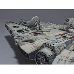 STAR WARS Millennium Falcon "Perfect Grade" - 1:72 - Revell/BANDAI