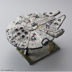 STAR WARS Millennium Falcon - 1:144 - Revell/BANDAI