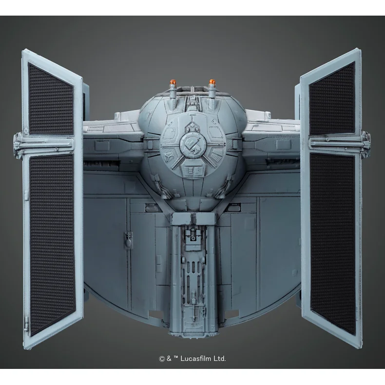 STAR WARS TIE Advanced x1 - 1:72 - Revell/BANDAI