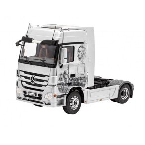 Mercedes-Benz Actros MP3 - 1:24 - Revell
