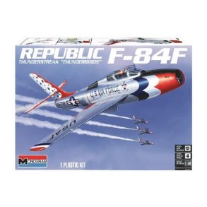 Republic F 84F Thunderstreak - 1:48 - Revell-Monogram (US varenummer: 85-5996)
