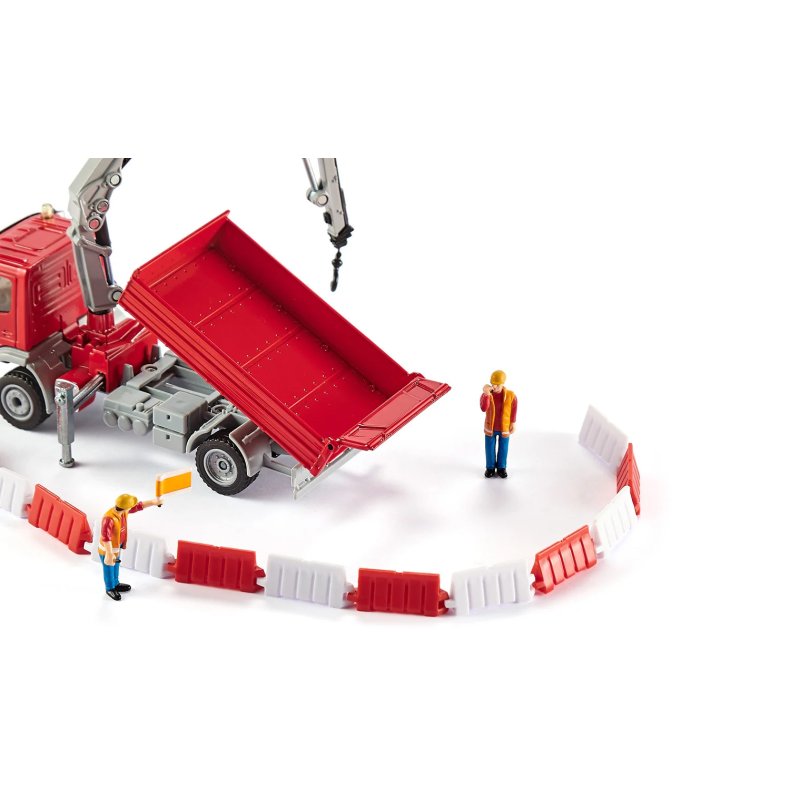Mercedes-Benz Atego med kran og tilbeh�r - 1:50 - Siku (SIKU SUPER)
