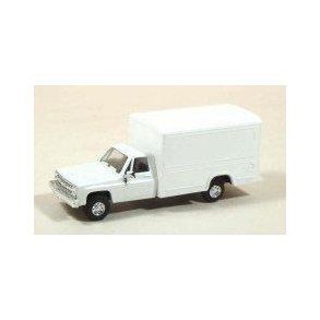 Chevy Box Van, hvid - H0 - Trident